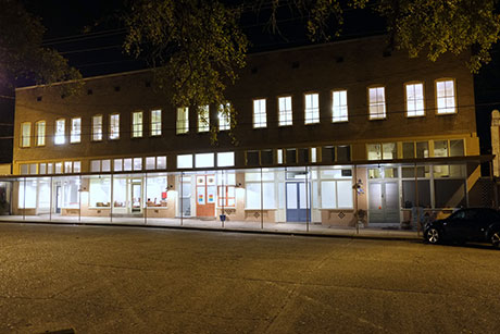 Woodville Live-work and Apartment Rentals, Studio 137, Town Square Caf | Mississippi, MS